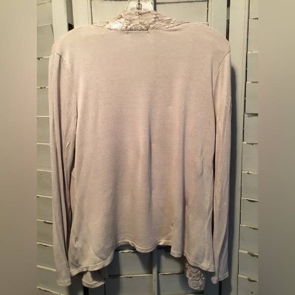 Cardigan with floral lace size M - Picture 3 of 3